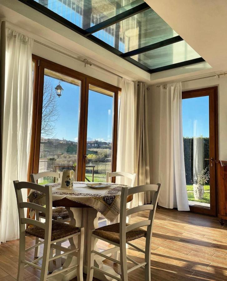 Agriturismo La Corte Del Sole Siena Eksteriør billede