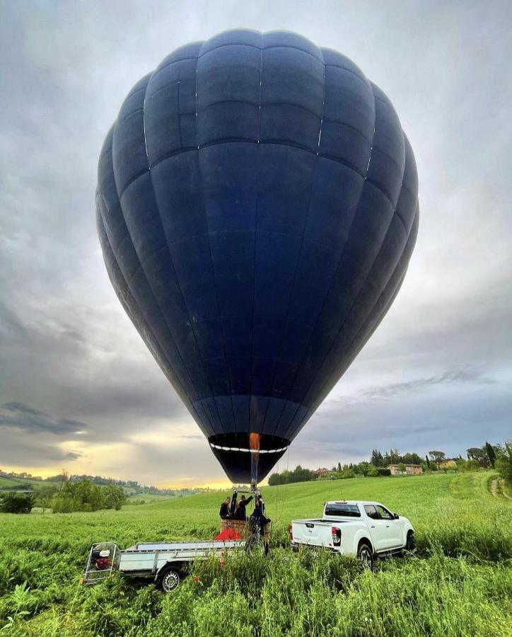 Agriturismo La Corte Del Sole Siena Eksteriør billede