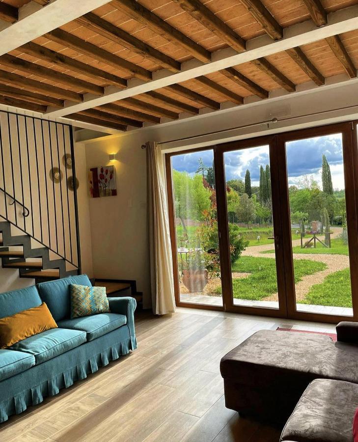 Agriturismo La Corte Del Sole Siena Eksteriør billede