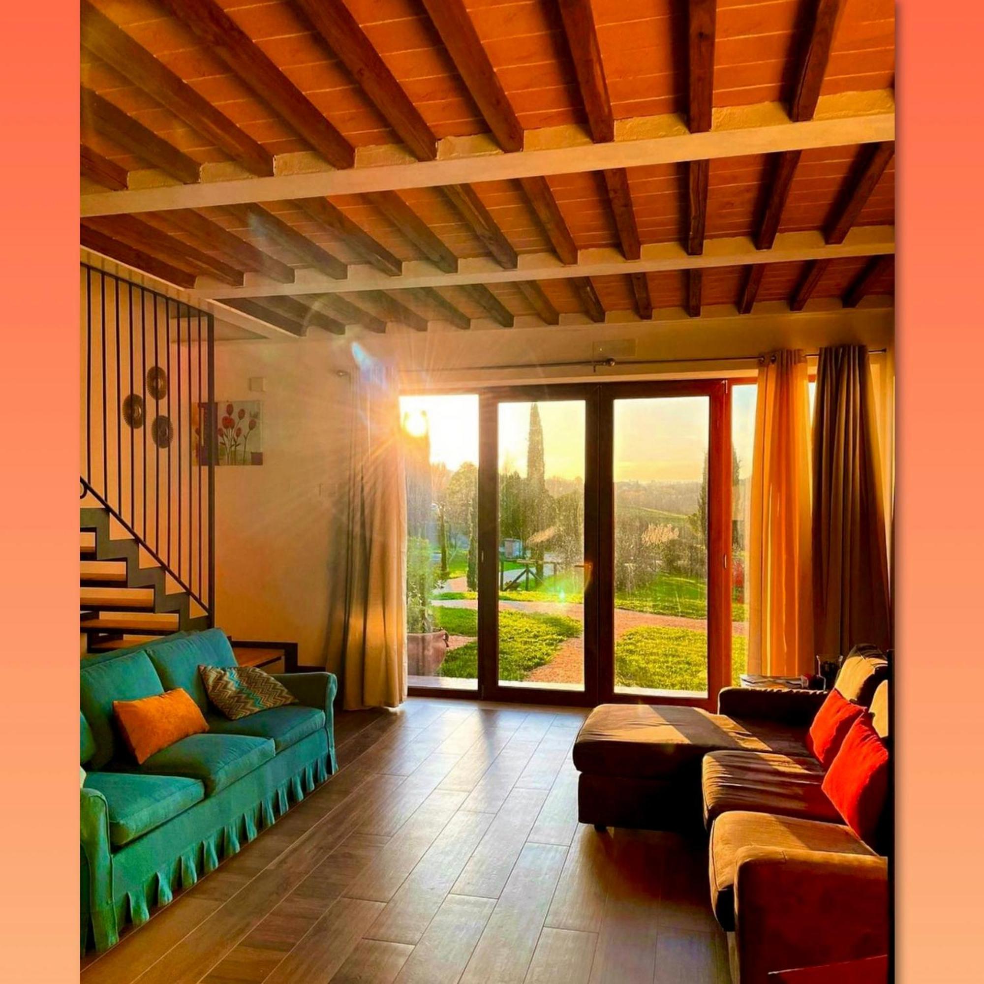 Agriturismo La Corte Del Sole Siena Eksteriør billede