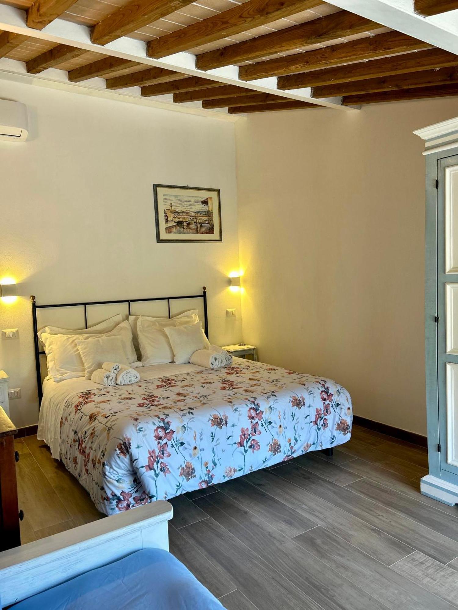Agriturismo La Corte Del Sole Siena Eksteriør billede