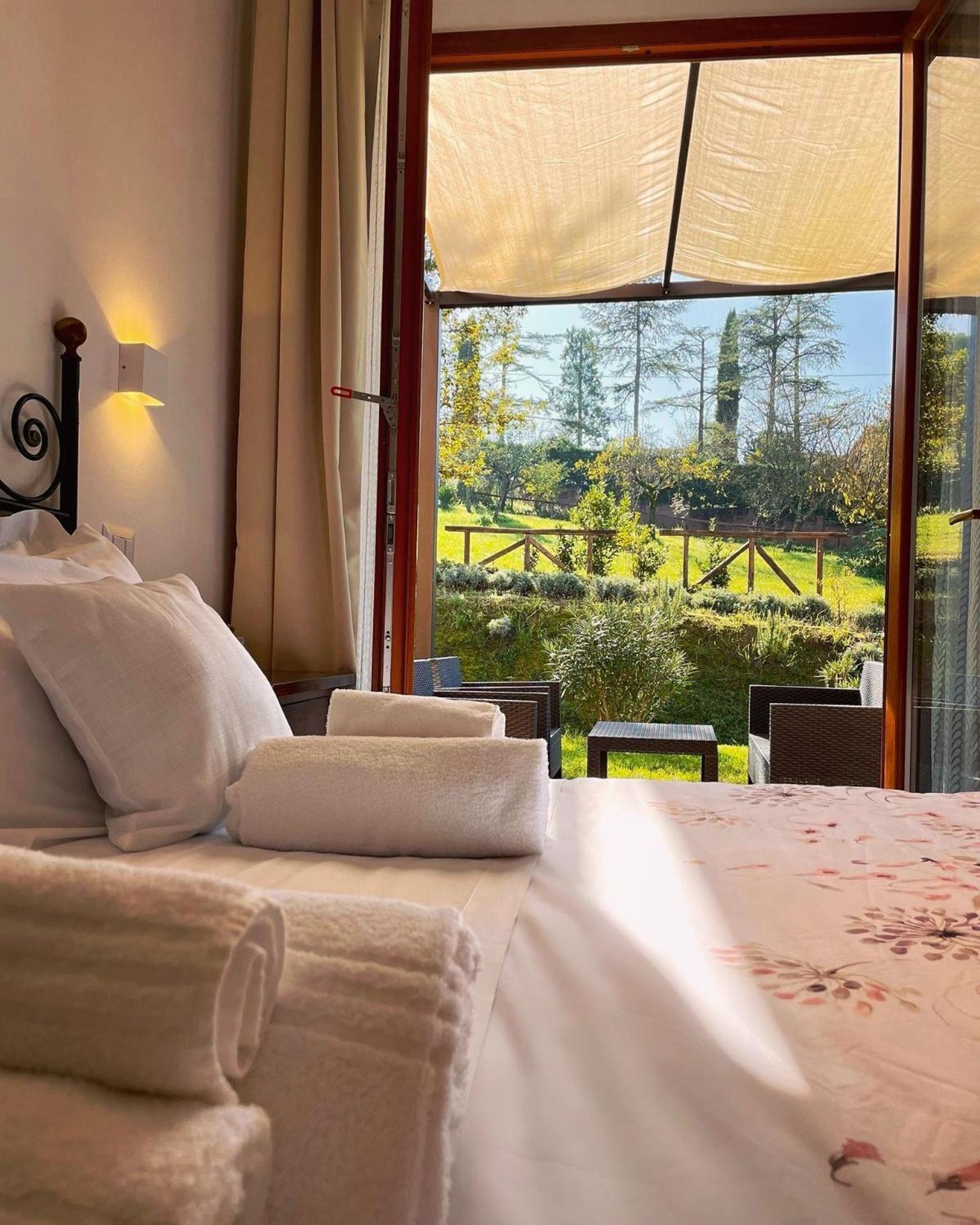 Agriturismo La Corte Del Sole Siena Eksteriør billede