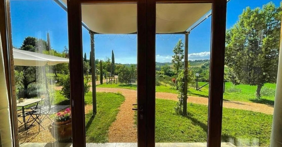 Agriturismo La Corte Del Sole Siena Eksteriør billede