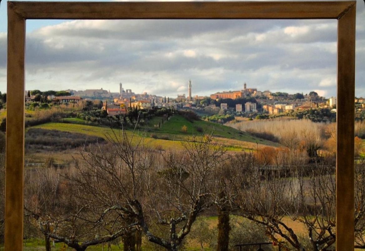 Agriturismo La Corte Del Sole Siena Eksteriør billede